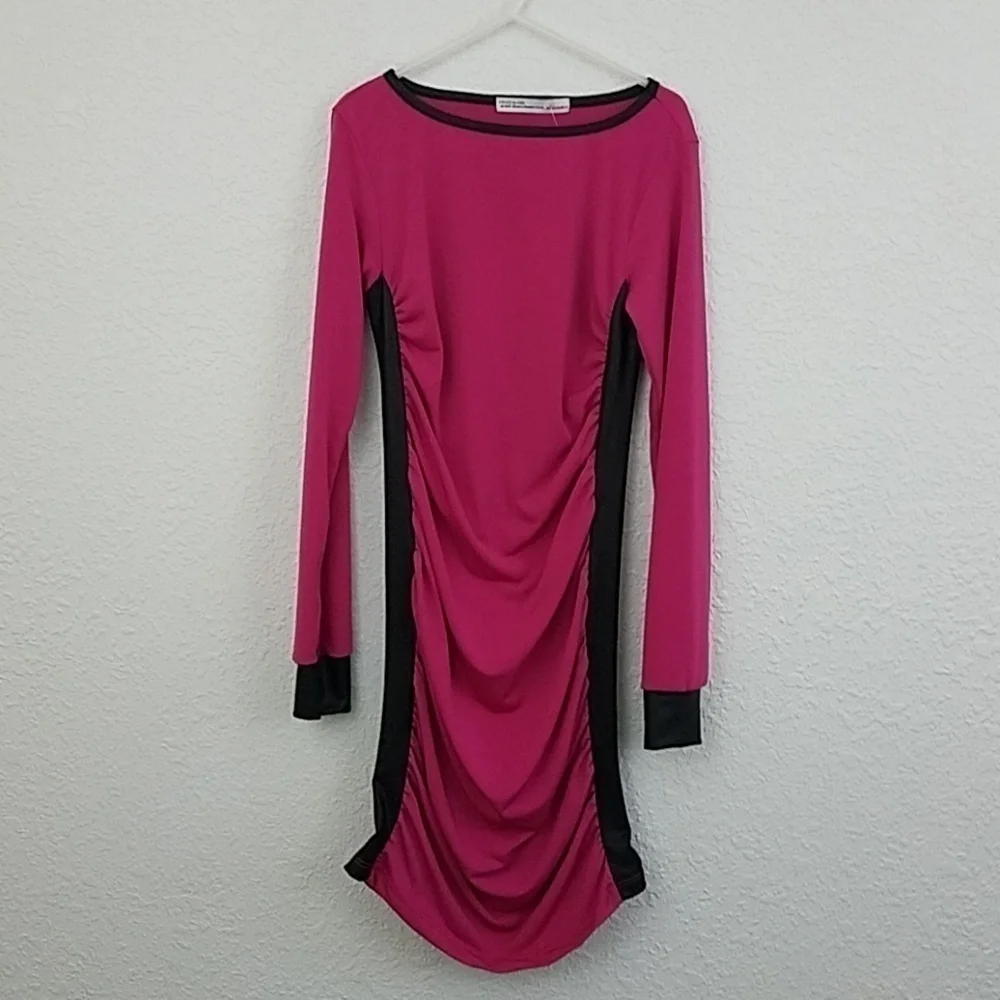 𝅺NWT Submarine Deborah Soriano swim shirt sz 10